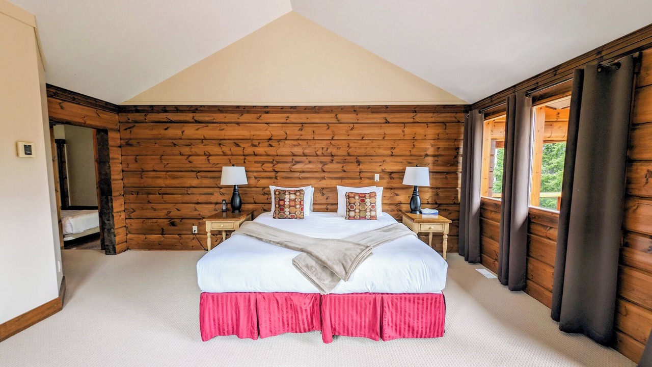 Photo of Bedroom in Golden