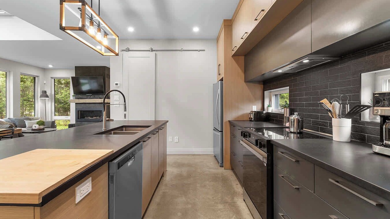 Photo of Kitchen in Stanstead Township