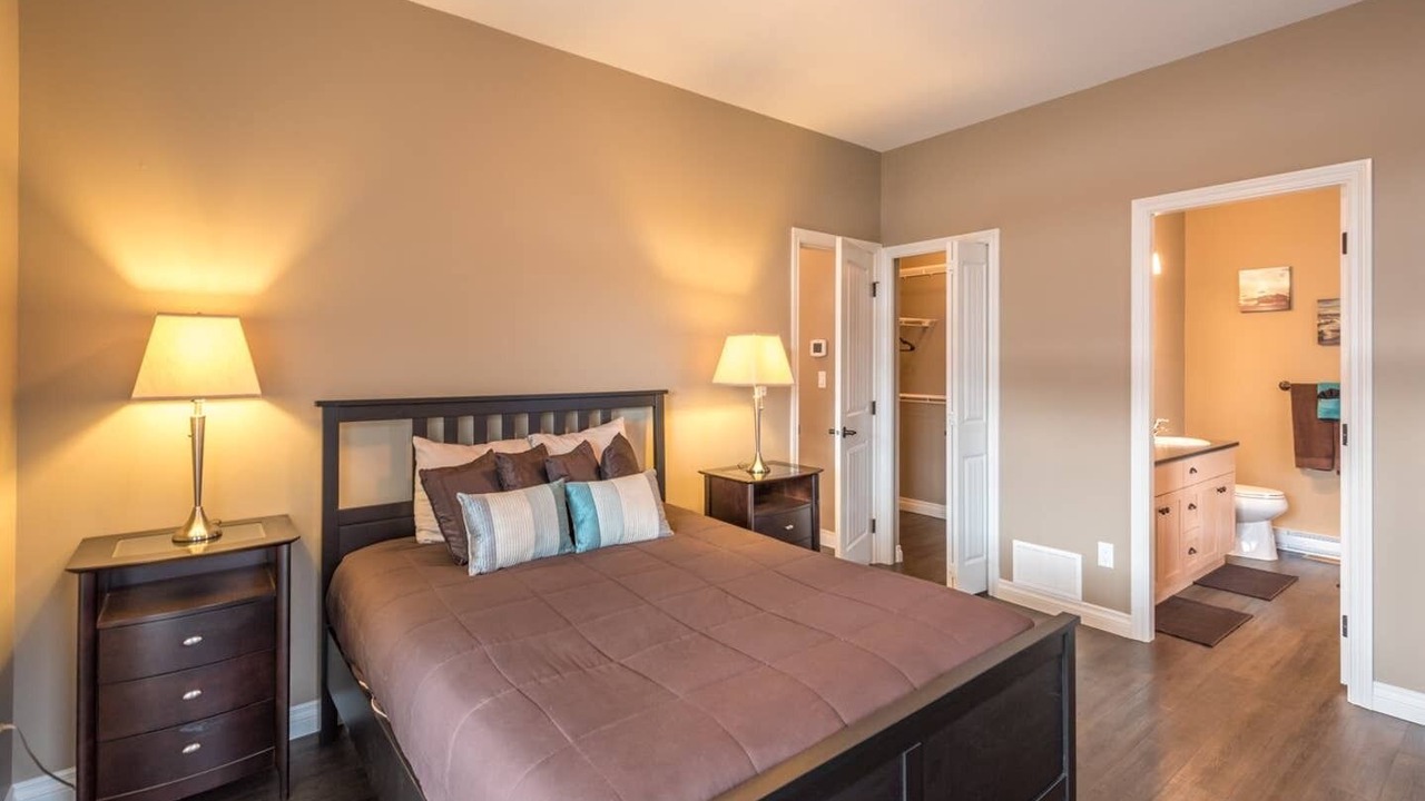 Photo of Bedroom in Osoyoos