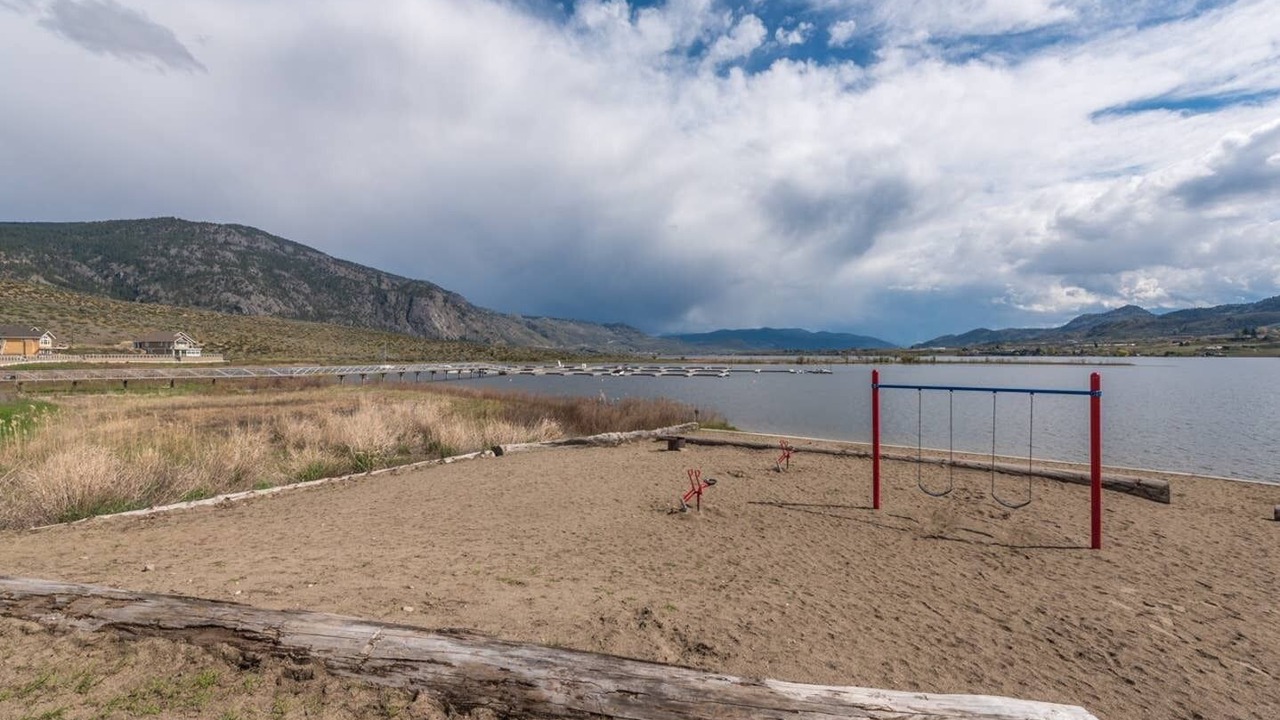 Photo of Others in Osoyoos