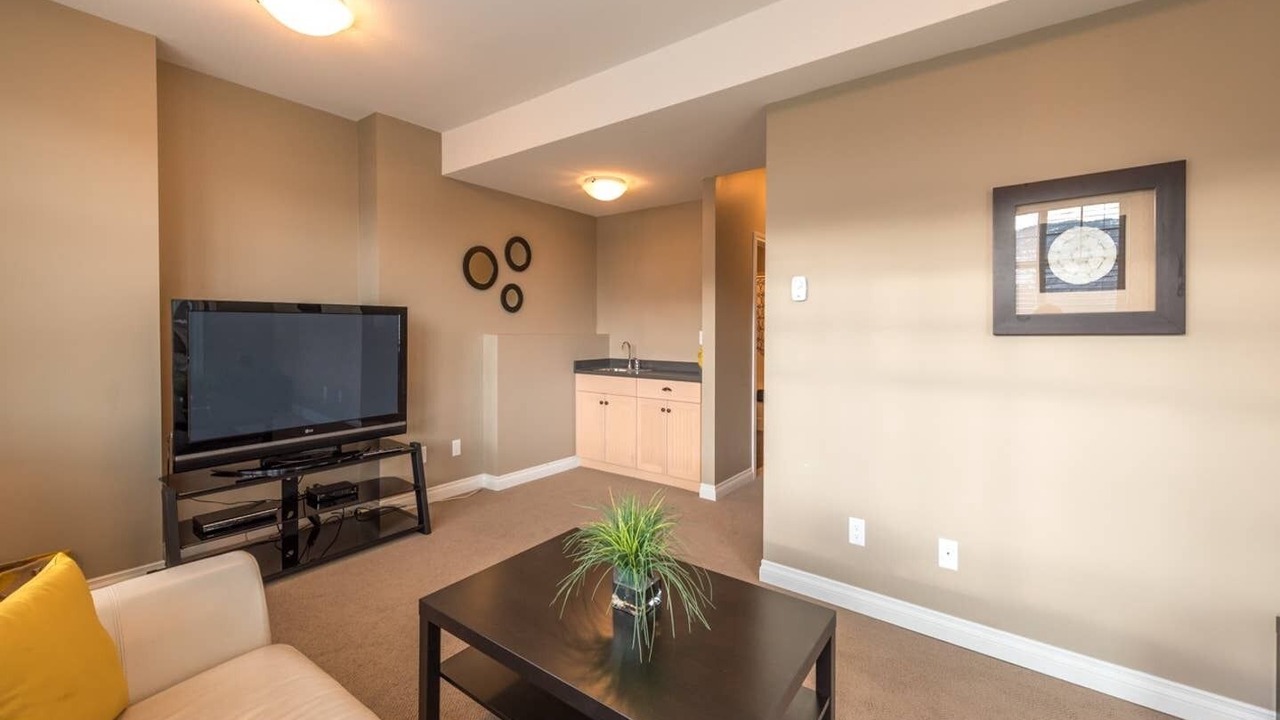Photo of Livingroom in Osoyoos