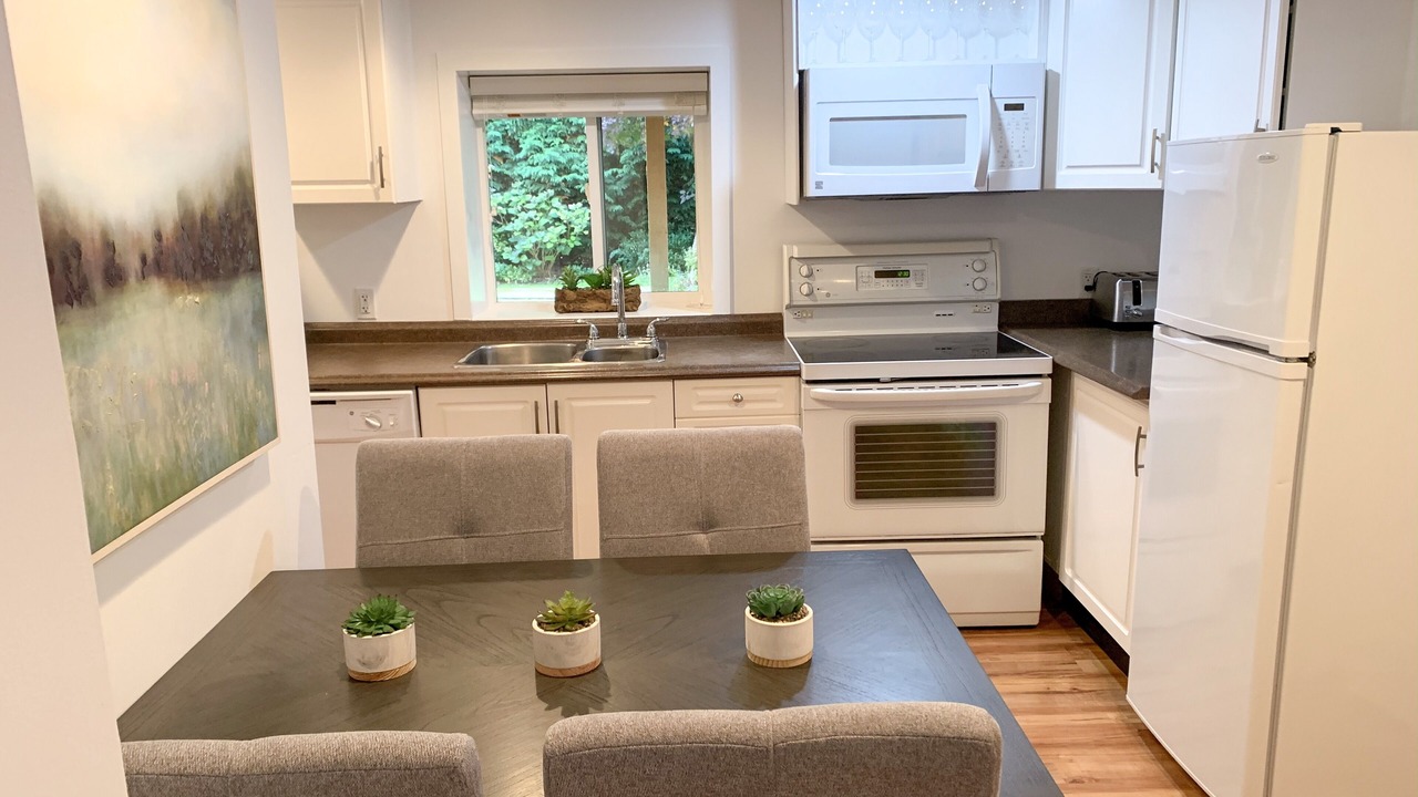 Photo of Kitchen in Gonzales