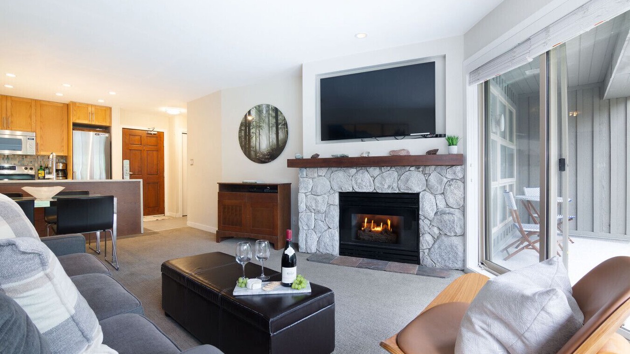 Photo of Livingroom in Upper Village
