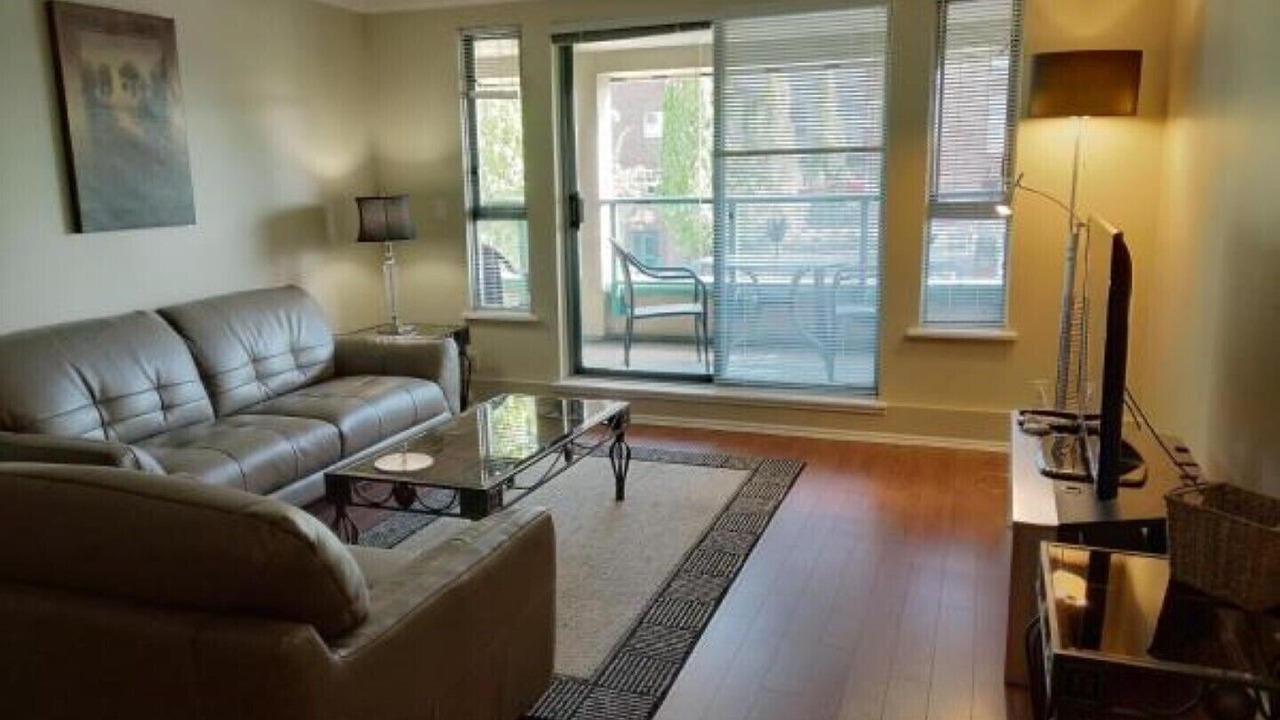 Photo of Livingroom in District of North Vancouver