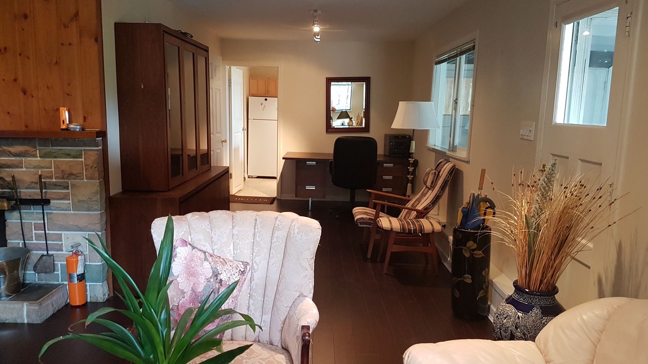 Photo of Livingroom in Hollyburn