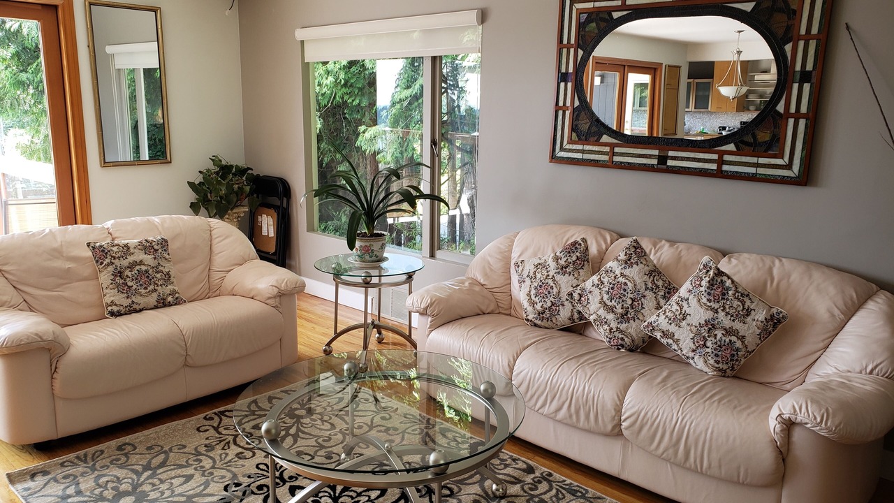 Photo of Livingroom in Hollyburn