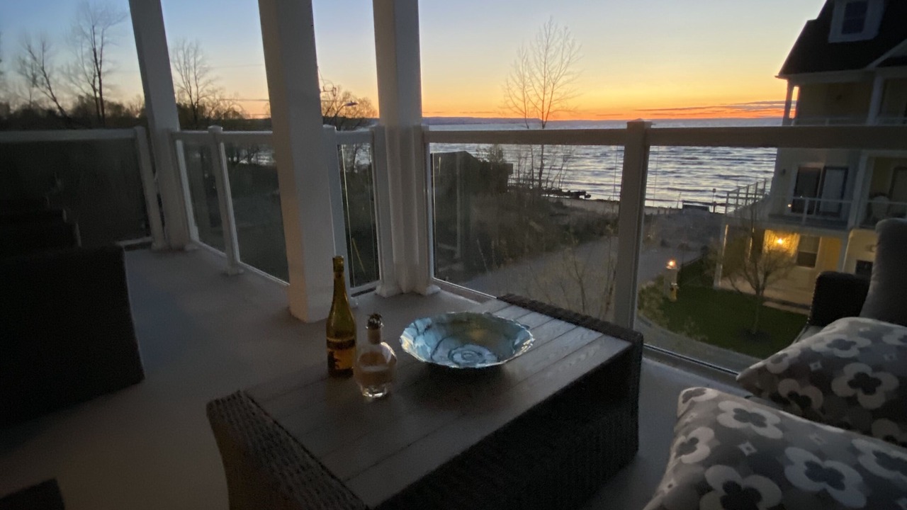 Photo of Patio Balcony in Wasaga Beach