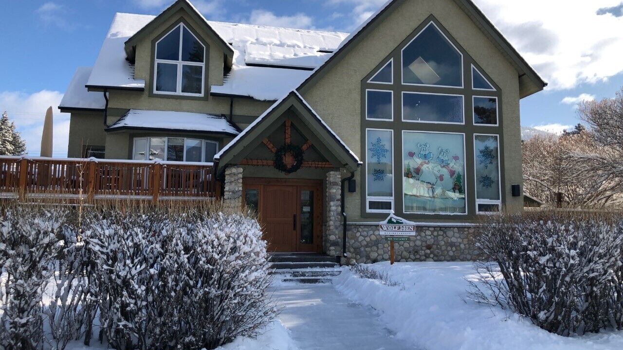 Photo of Others in Banff