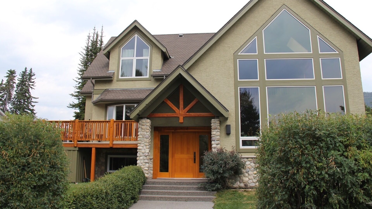 Photo of Others in Banff