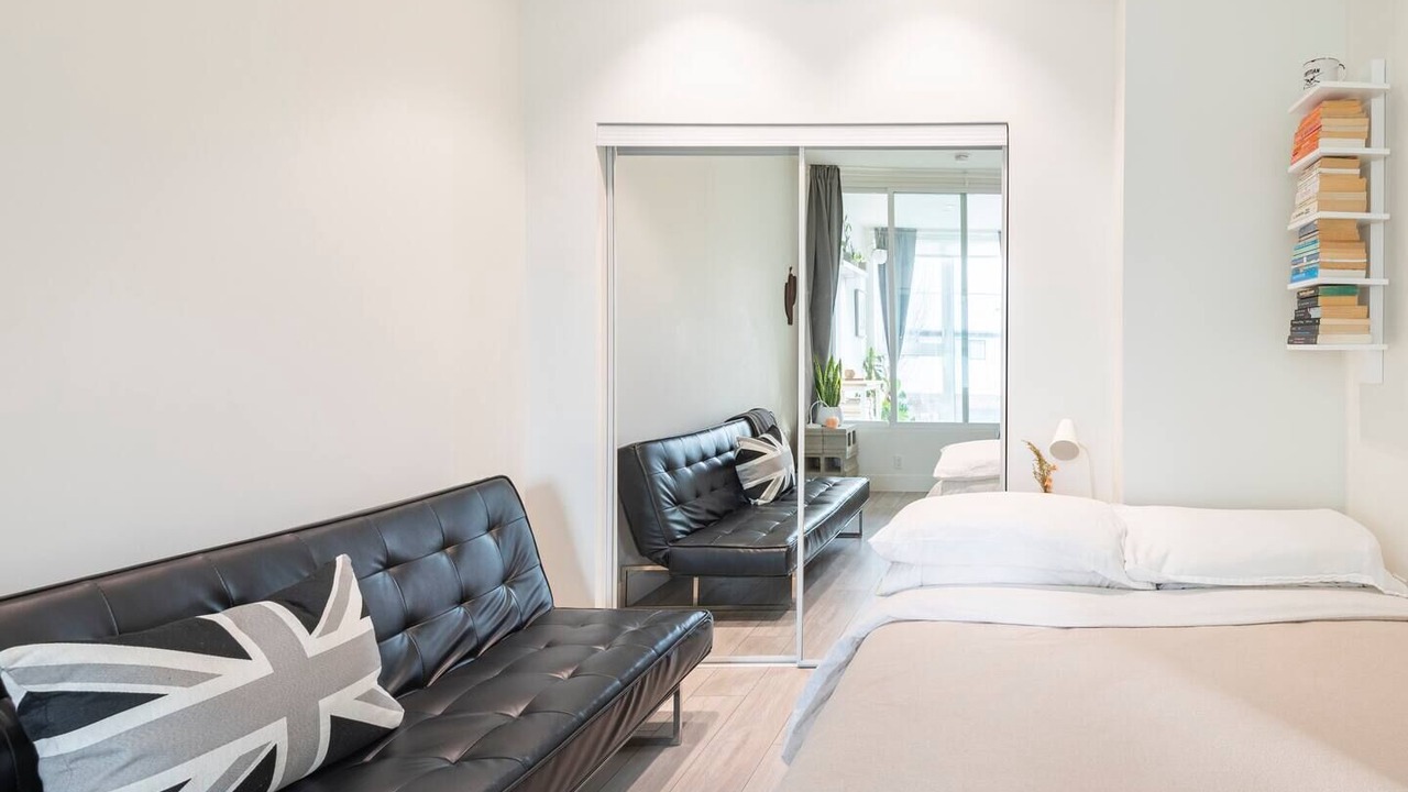 Photo of Bedroom in Kensington-Cedar Cottage