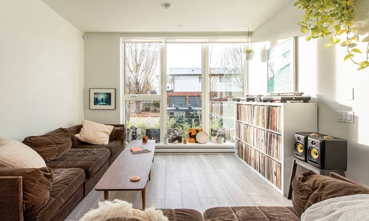 Photo of Livingroom in Kensington-Cedar Cottage