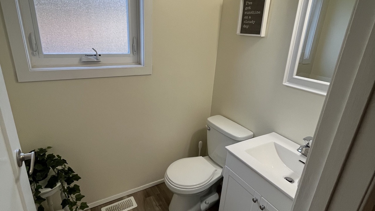 Photo of Bathroom in Okanagan-Similkameen
