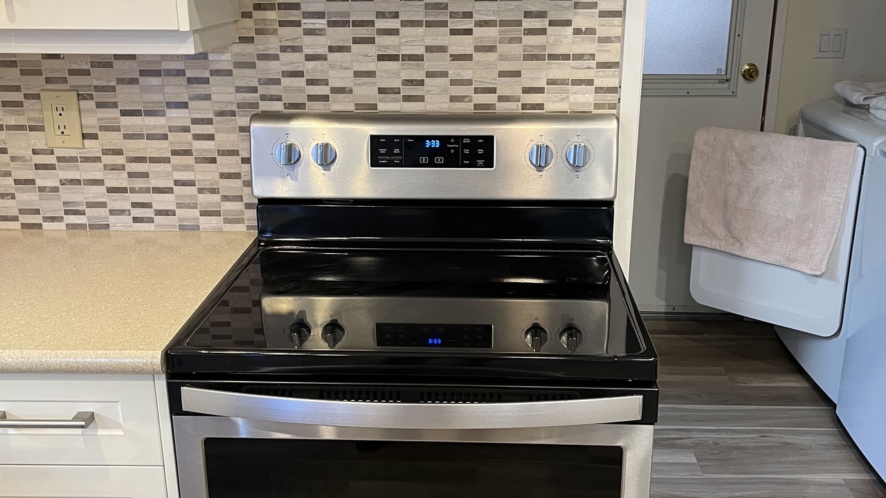 Photo of Kitchen in Okanagan-Similkameen
