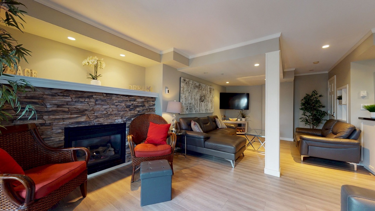 Photo of Livingroom in Village North