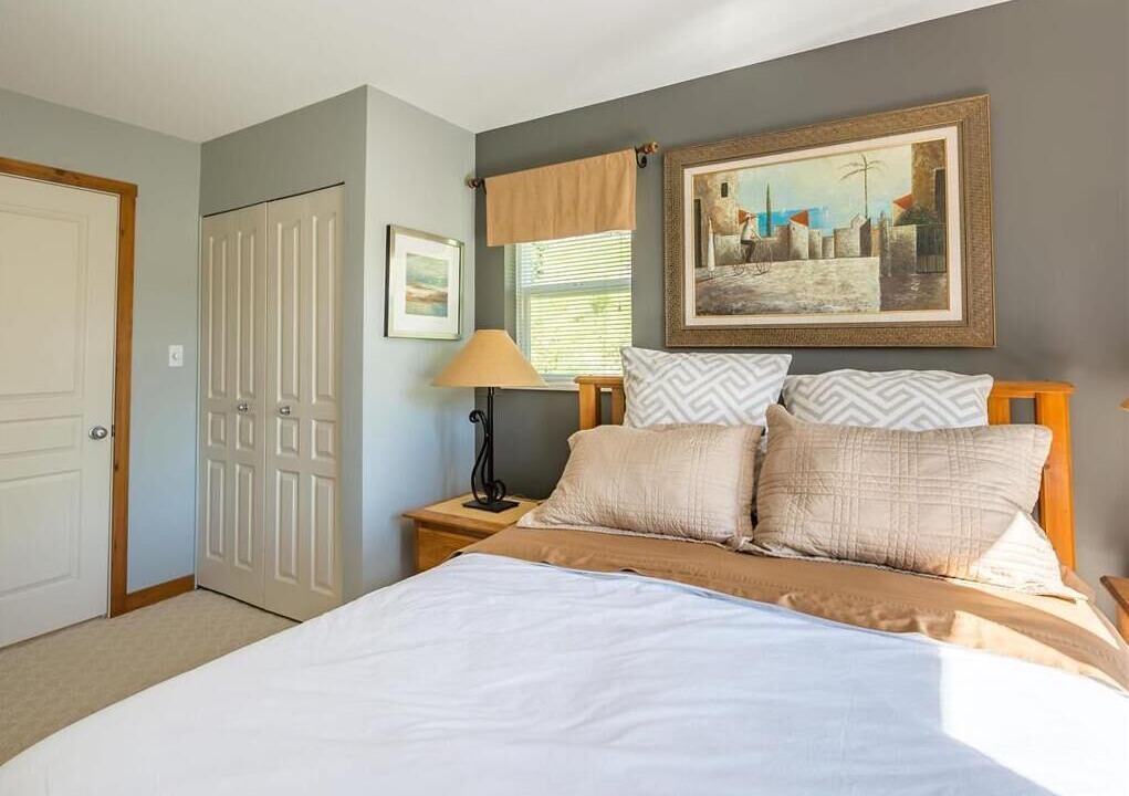 Photo of Bedroom in Silver Star Mountain