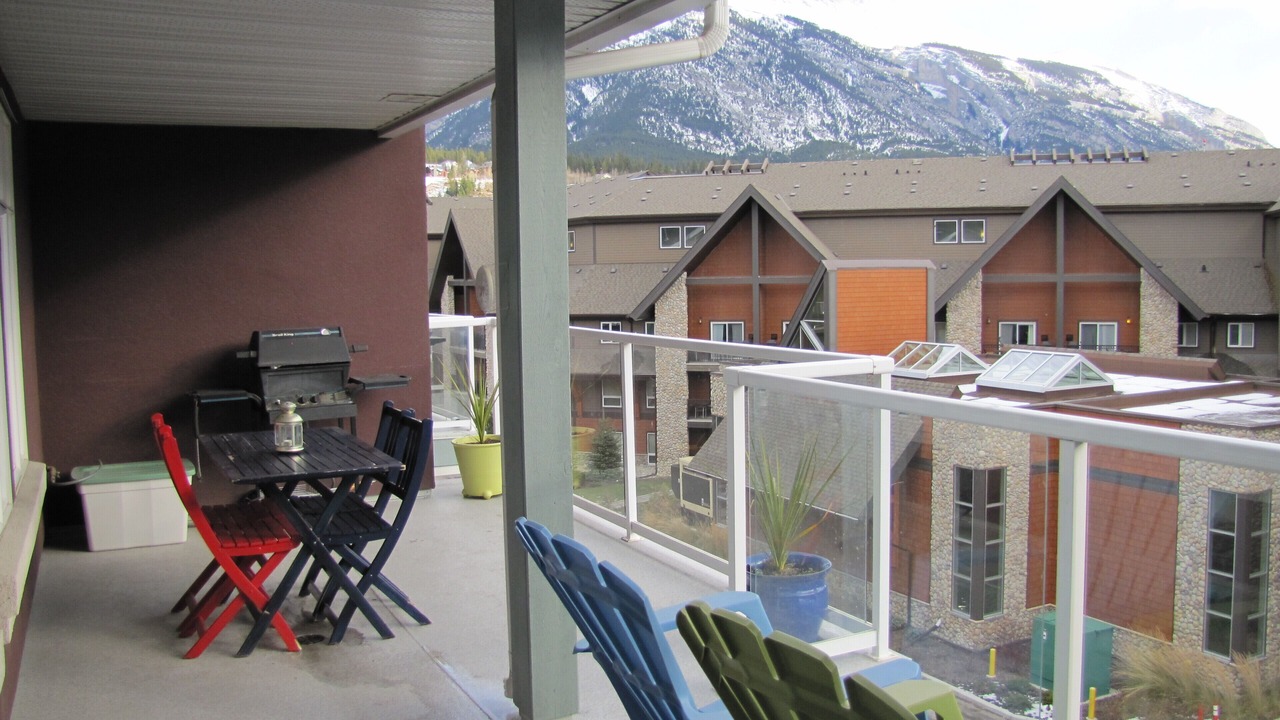 Photo of Patio Balcony in Canmore