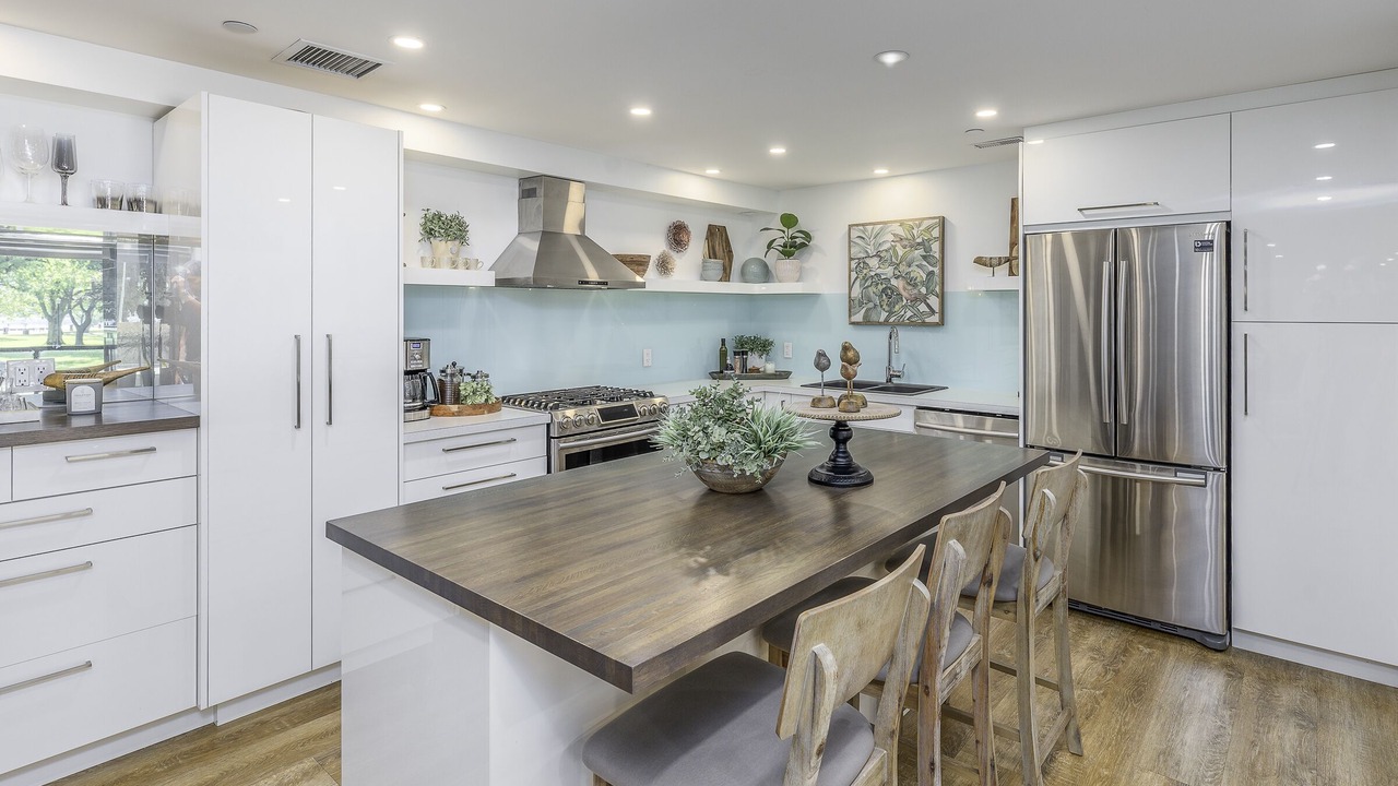 Photo of Kitchen in Kelowna Central Business District