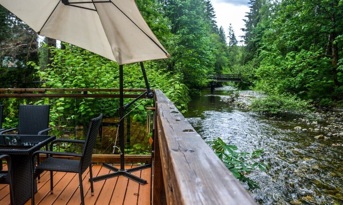 Photo of Outdoor in Maple Ridge