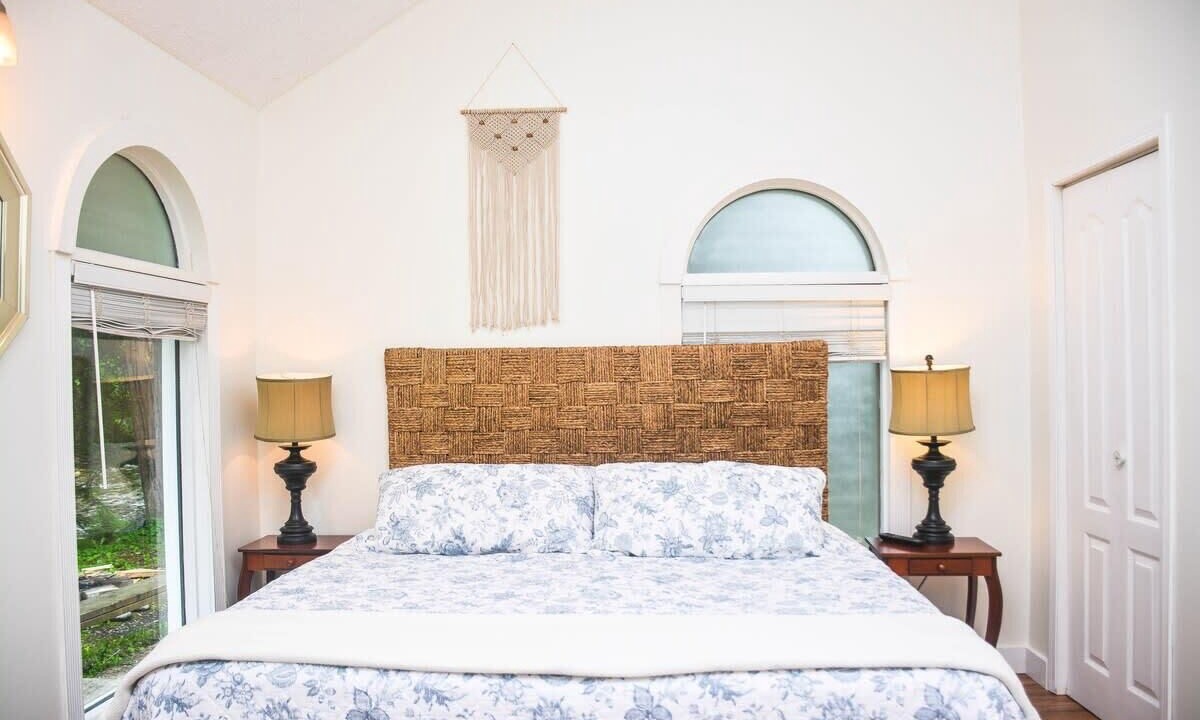 Photo of Bedroom in Maple Ridge