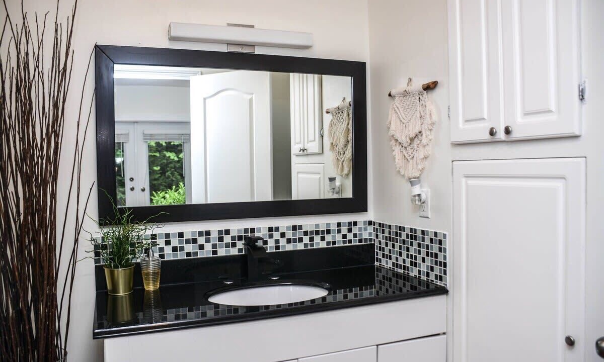 Photo of Bathroom in Maple Ridge