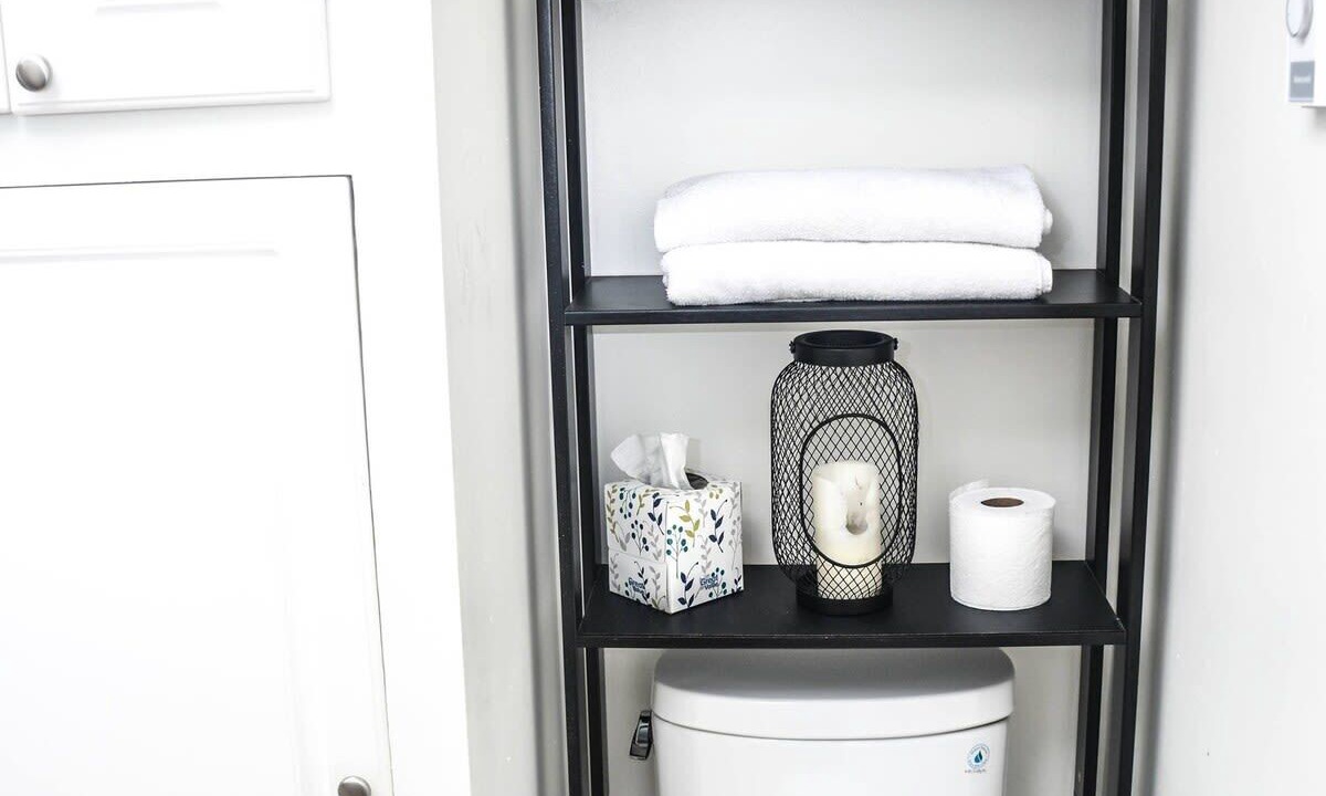 Photo of Bathroom in Maple Ridge