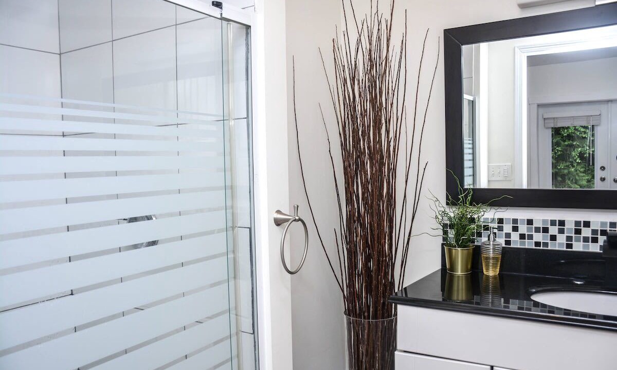 Photo of Bathroom in Maple Ridge