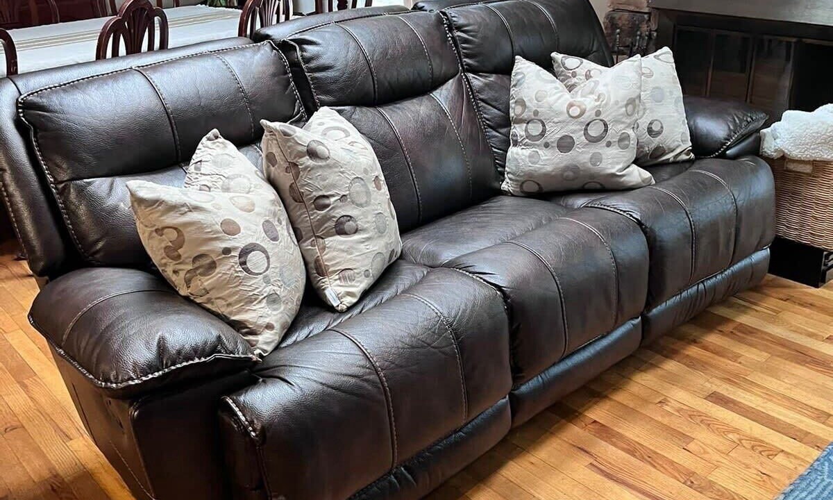 Photo of Livingroom in Maple Ridge