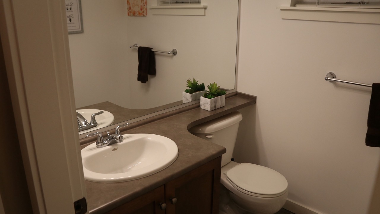 Photo of Bedroom in Lindell Beach