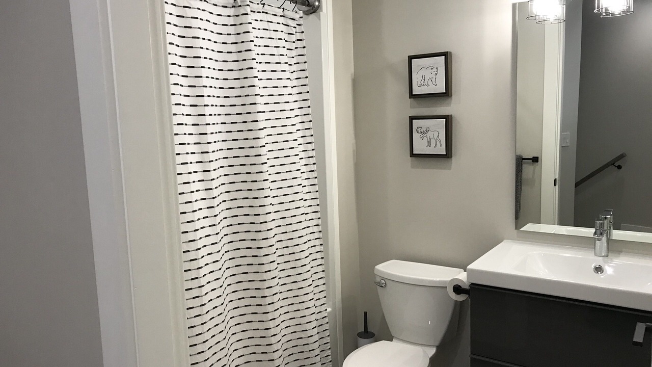 Photo of Bathroom in Hemlock Valley