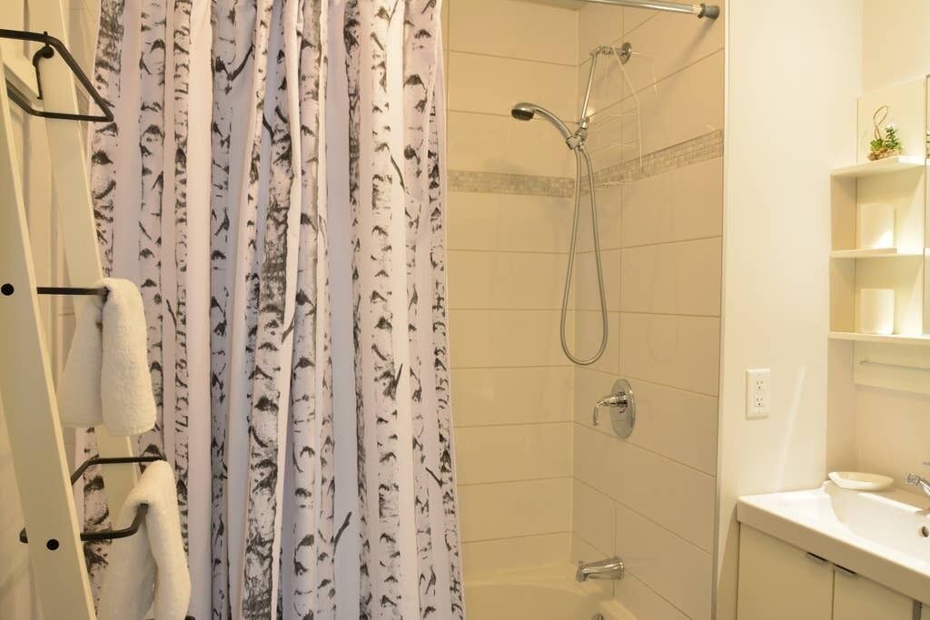 Photo of Bathroom in Plateau Mont Royal