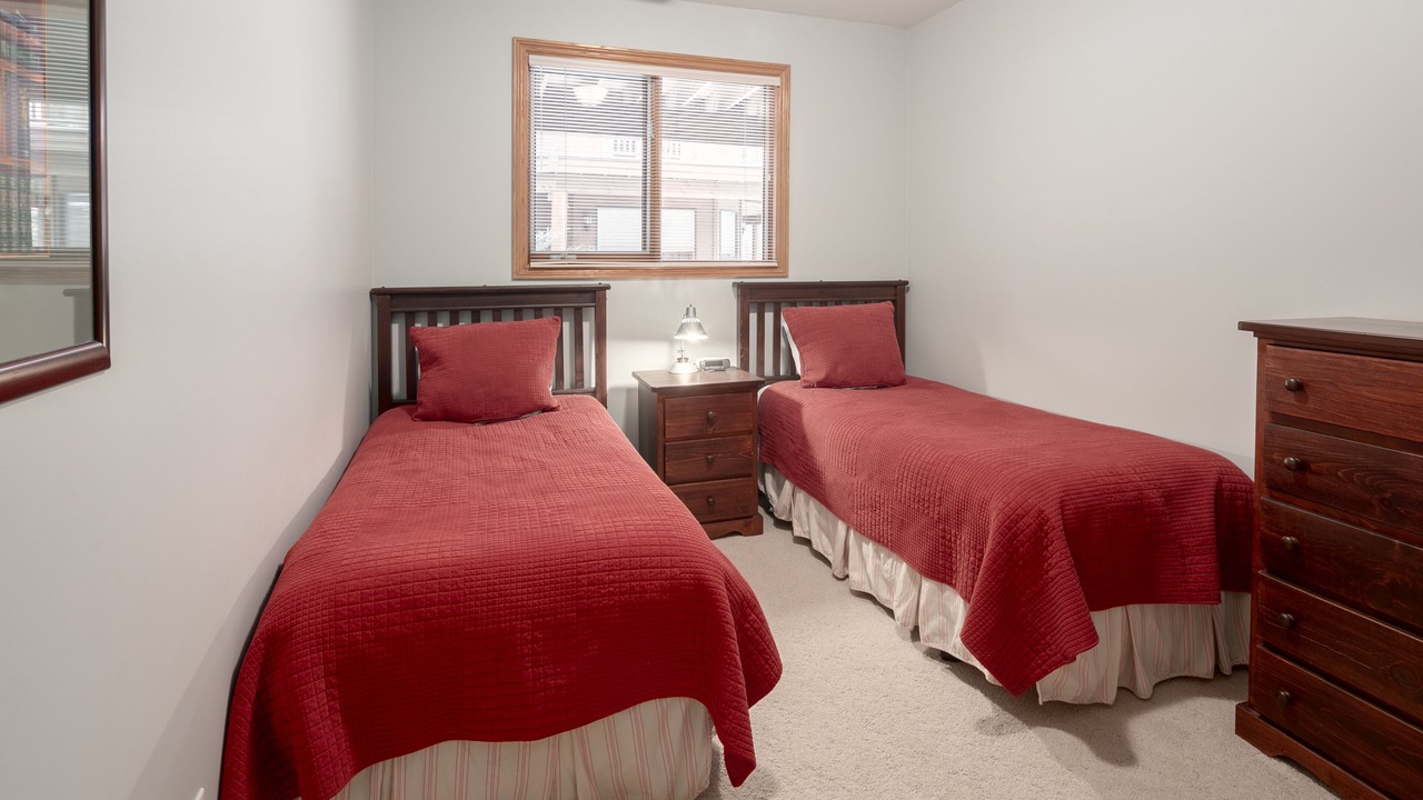 Photo of Bedroom in Forest Ridge Estates