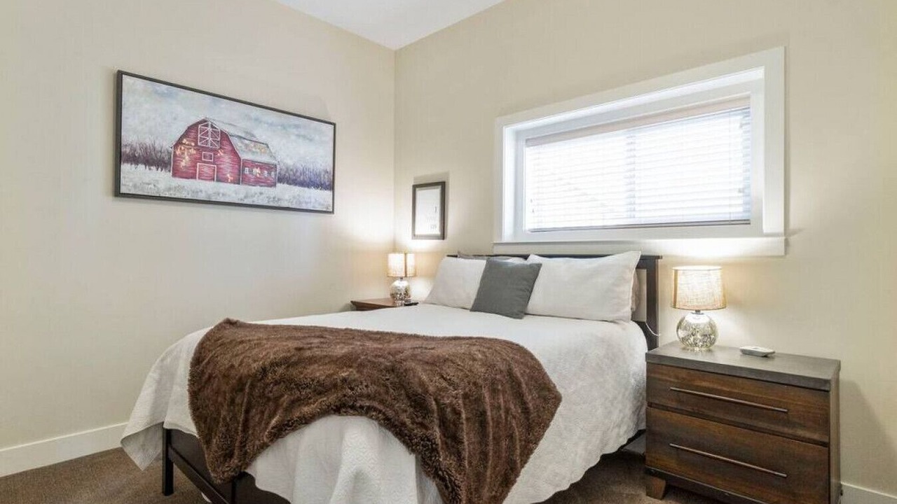 Photo of Bedroom in Foothills