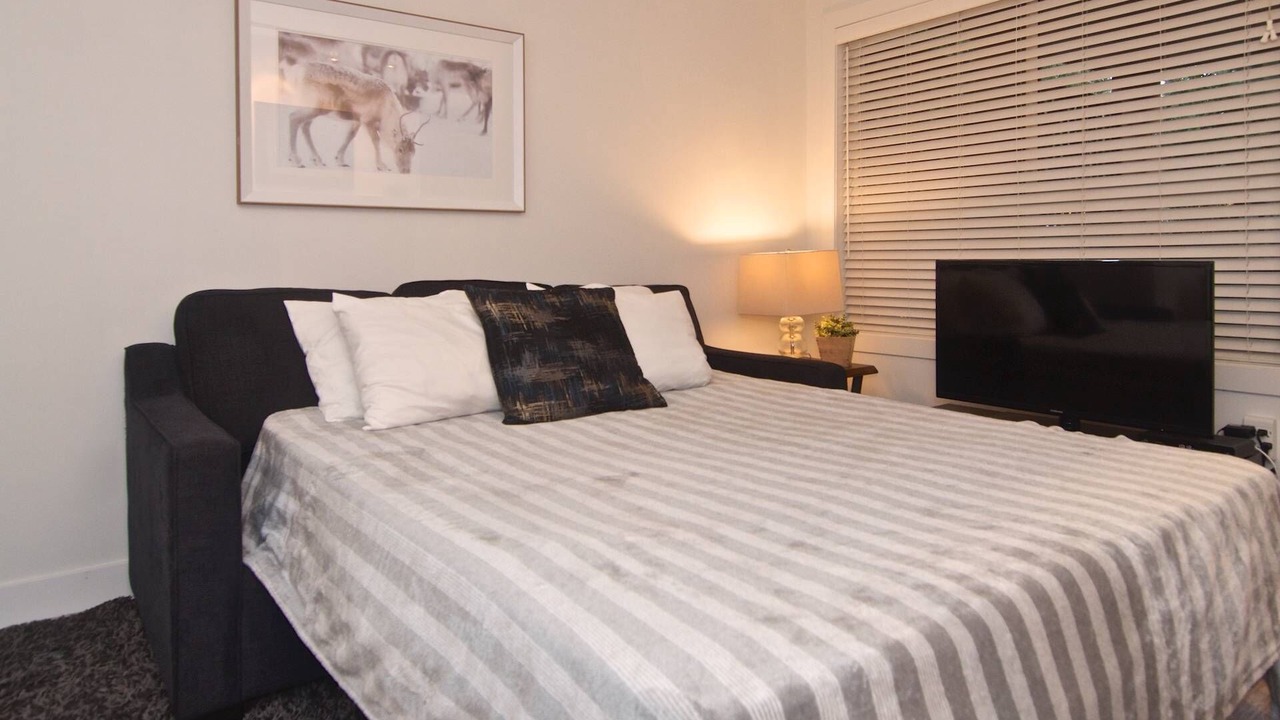 Photo of Bedroom in Village North