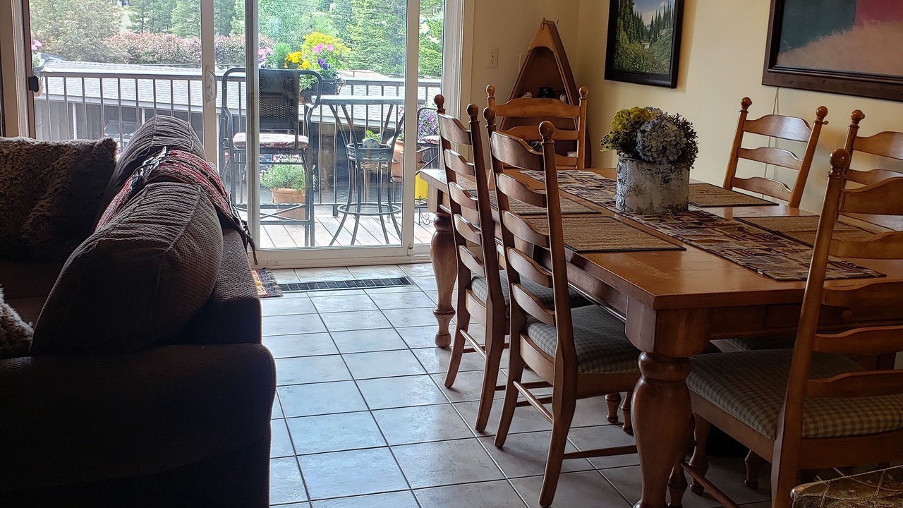 Photo of Livingroom in Invermere
