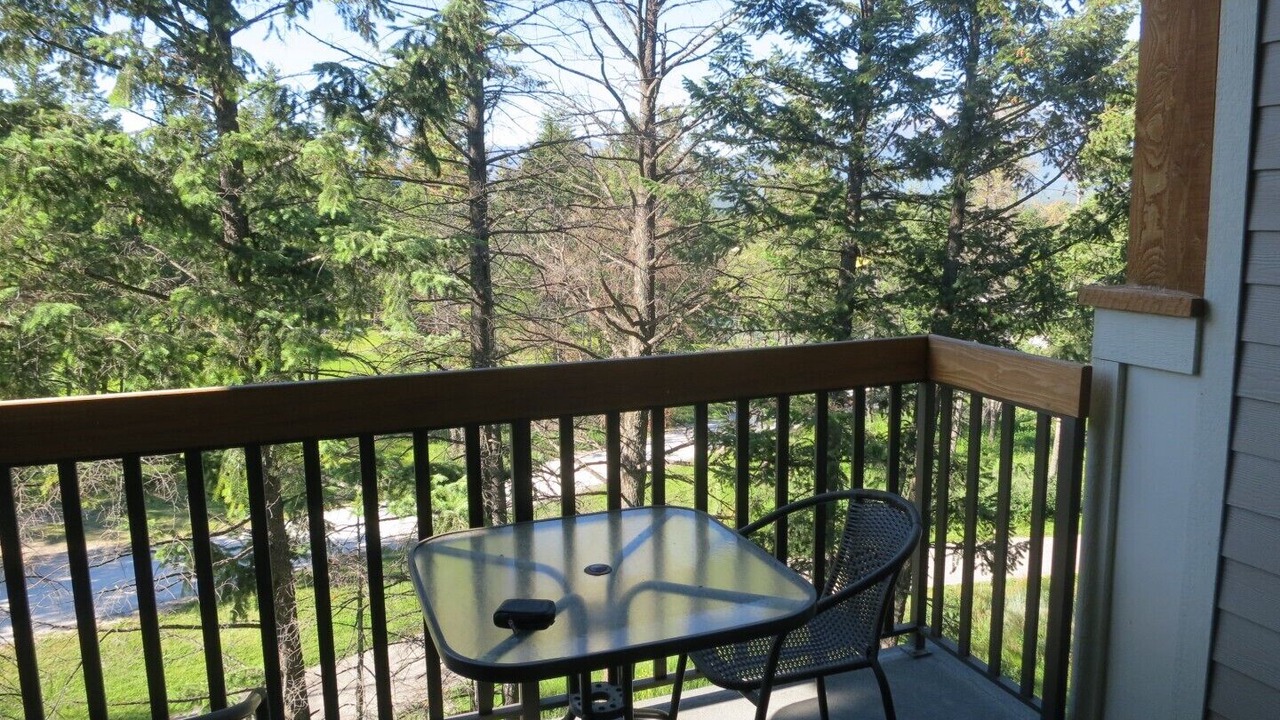Photo of Outdoor in Radium Hot Springs