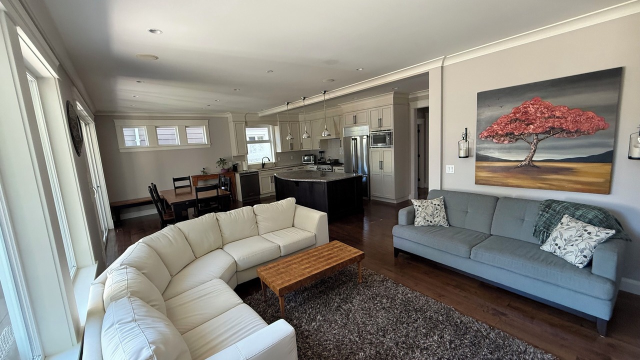 Photo of Livingroom in White Rock
