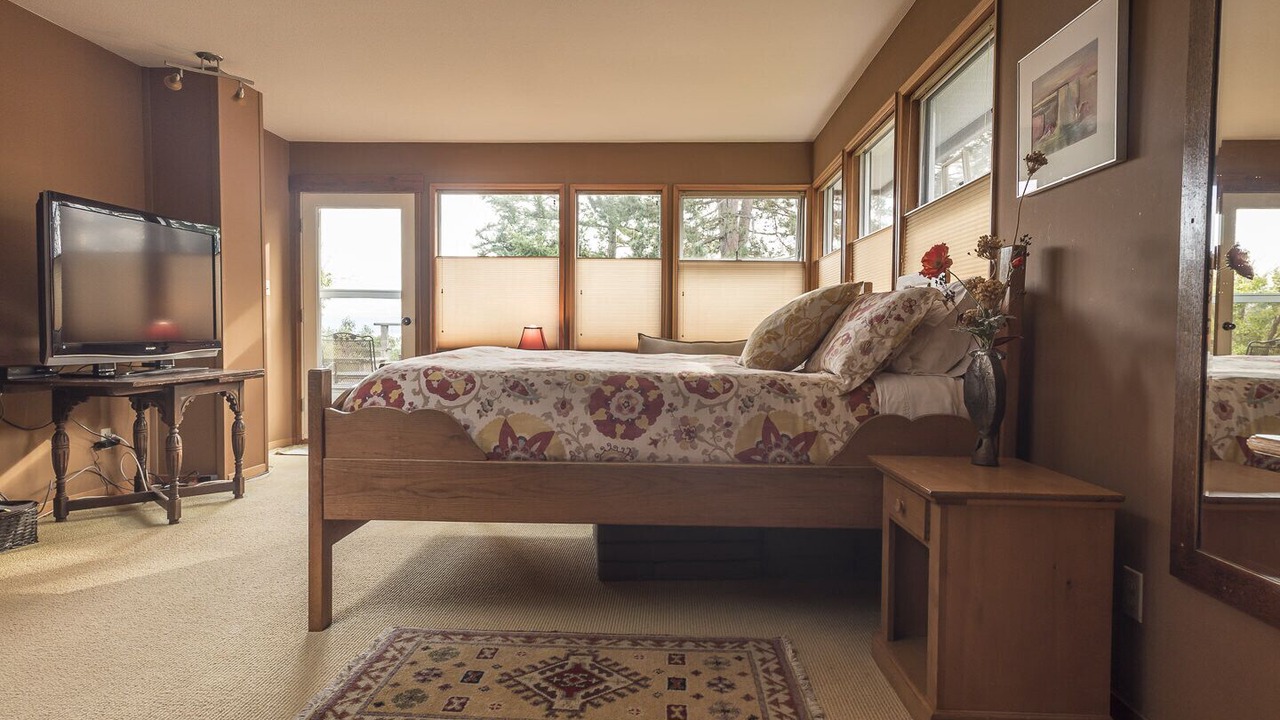 Photo of Bedroom in Comox