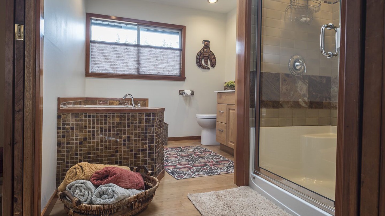 Photo of Bathroom in Comox