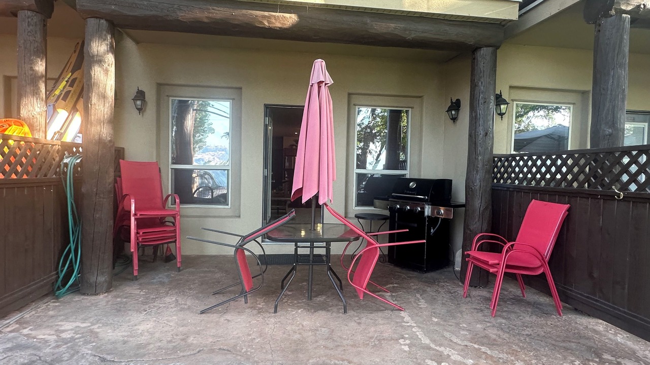 Photo of Patio Balcony in Osoyoos