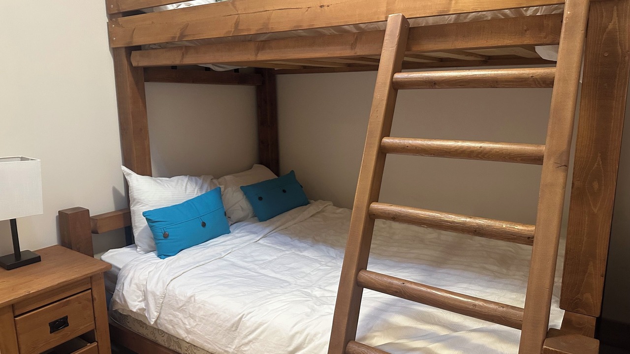 Photo of Bedroom in Osoyoos