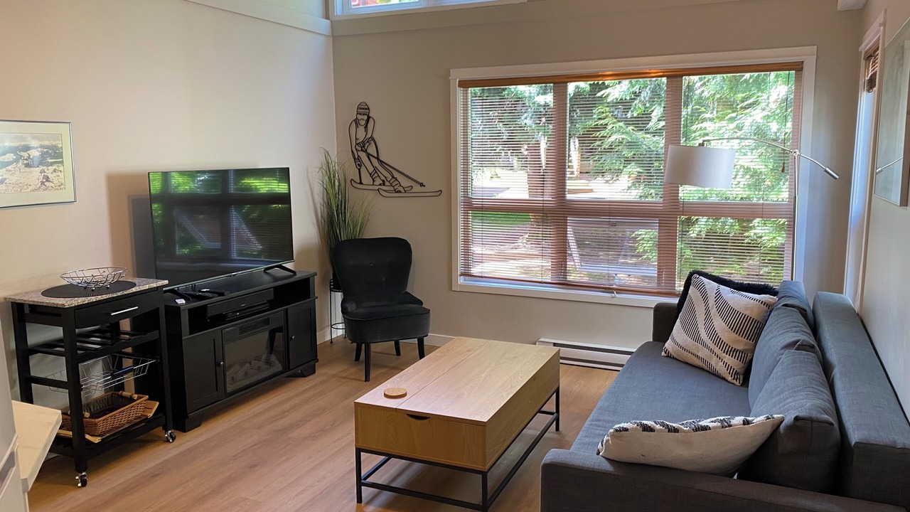 Photo of Livingroom in Whistler Creekside