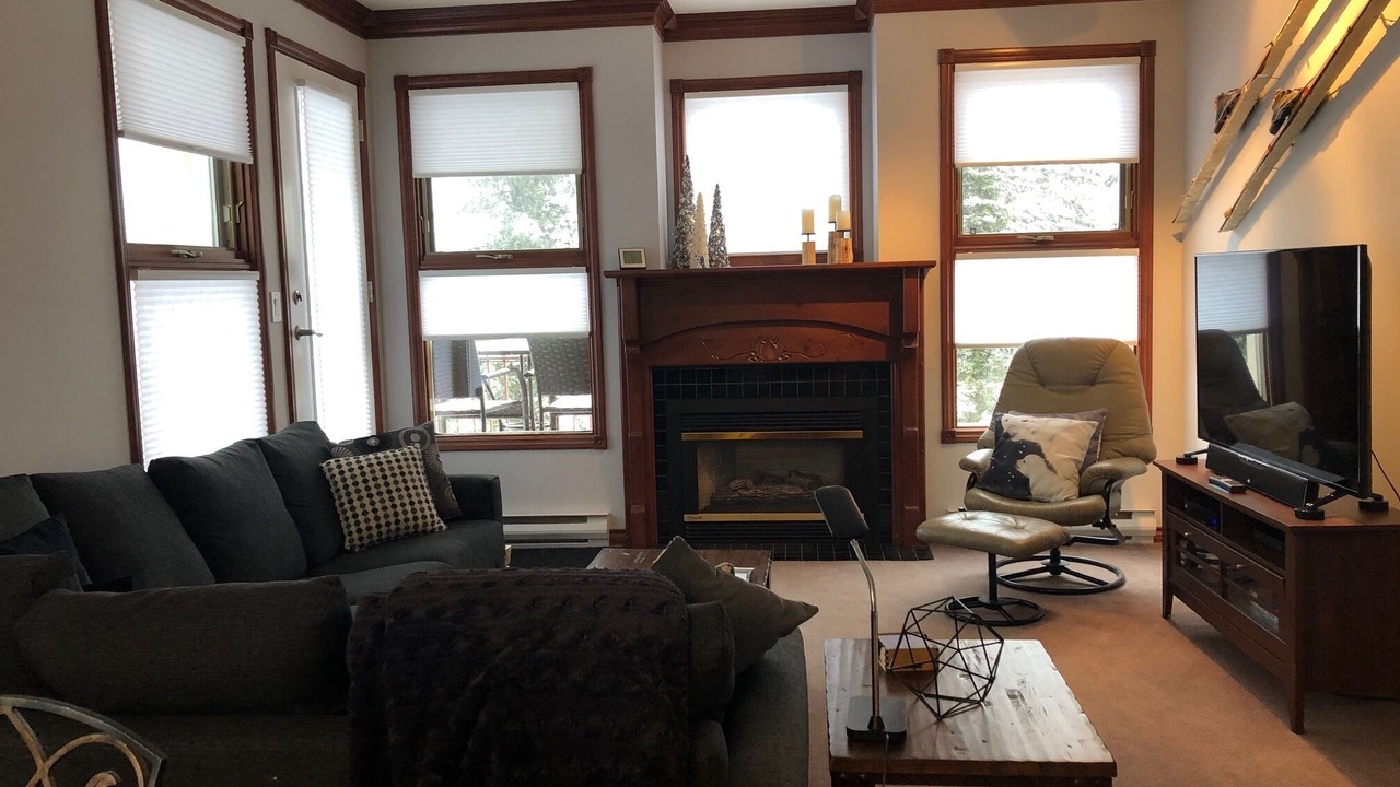 Photo of Livingroom in Silver Star Mountain