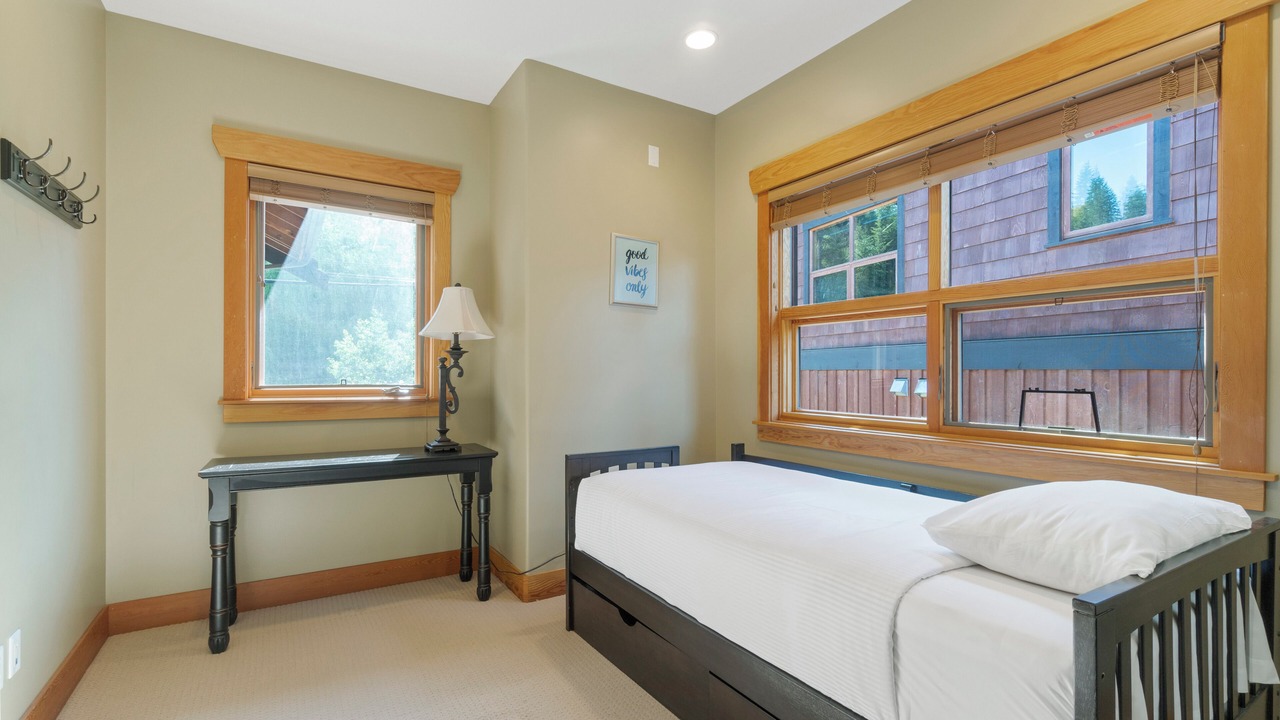 Photo of Bedroom in Blind Bay