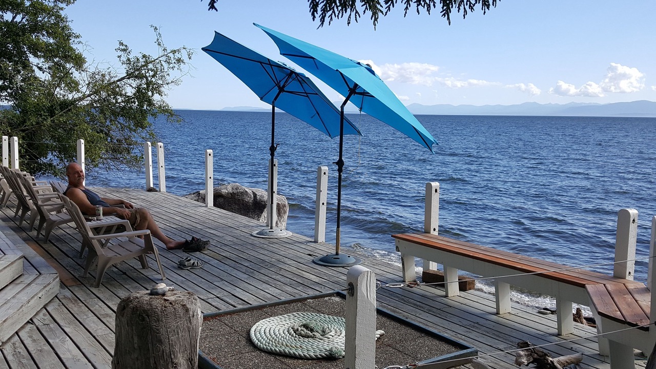Photo of Patio Balcony in Davis Bay