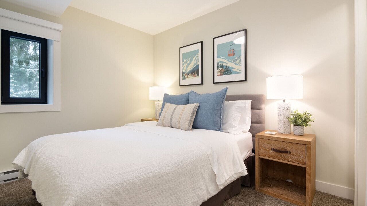 Photo of Bedroom in Upper Village