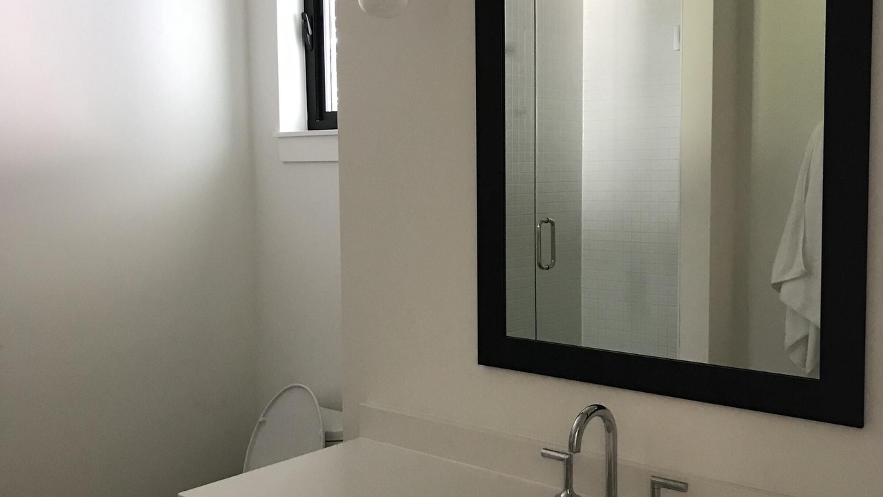Photo of Bathroom in Delta