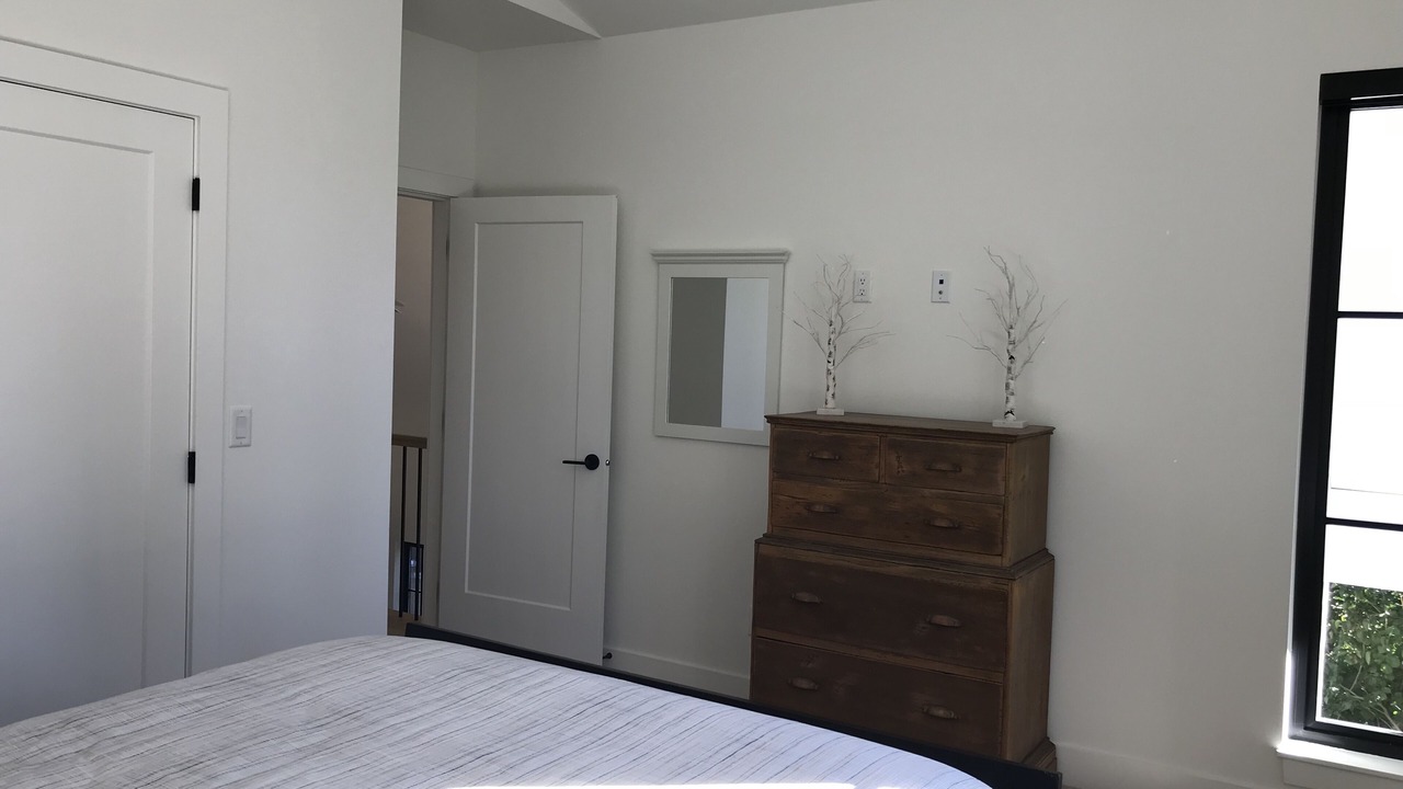 Photo of Bedroom in Delta
