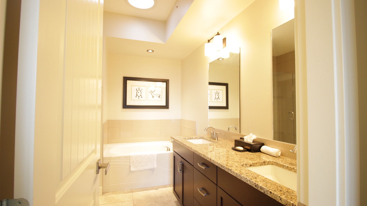 Photo of Bathroom in Osoyoos