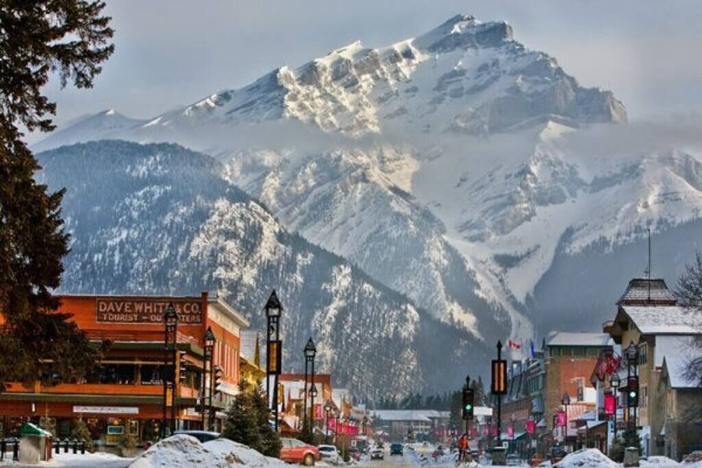 Photo of Others in Banff