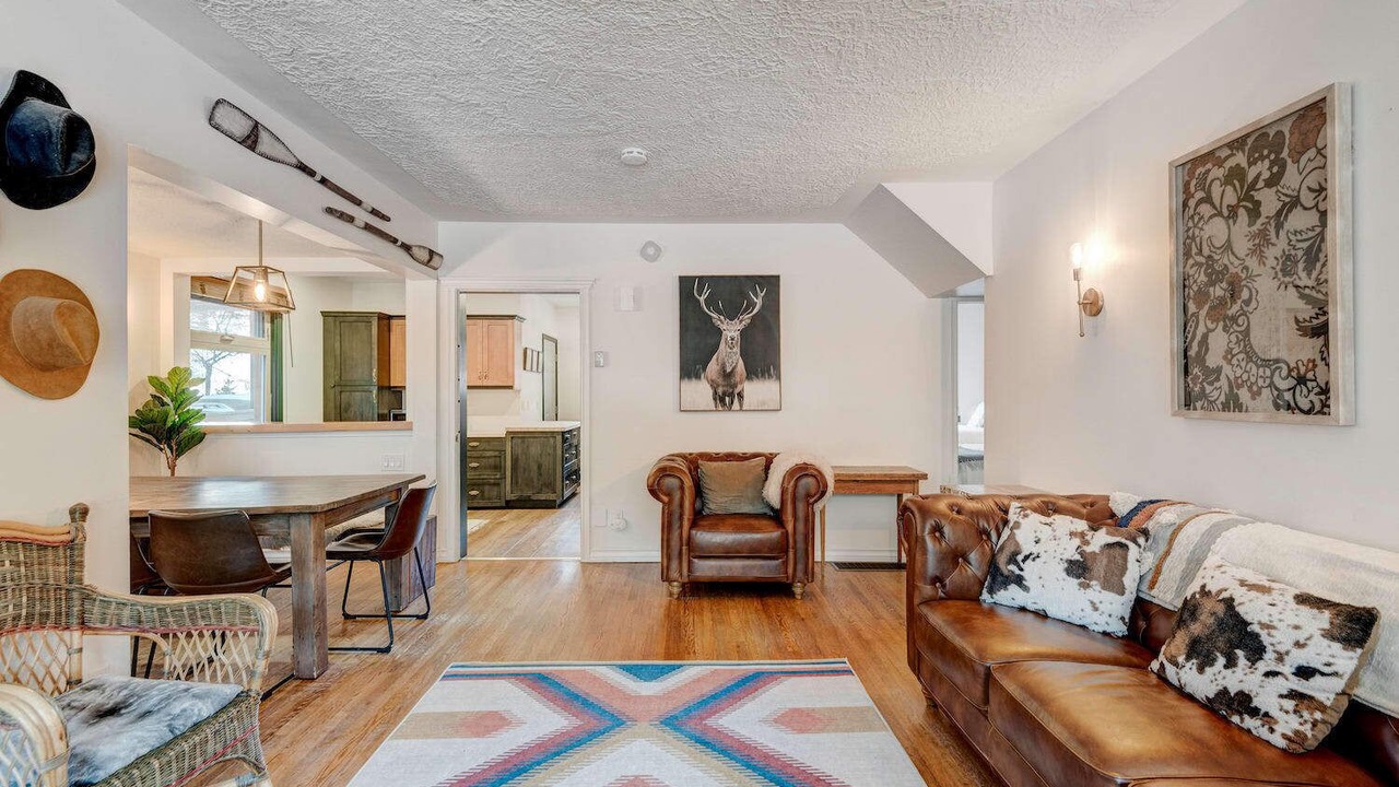 Photo of Livingroom in Banff